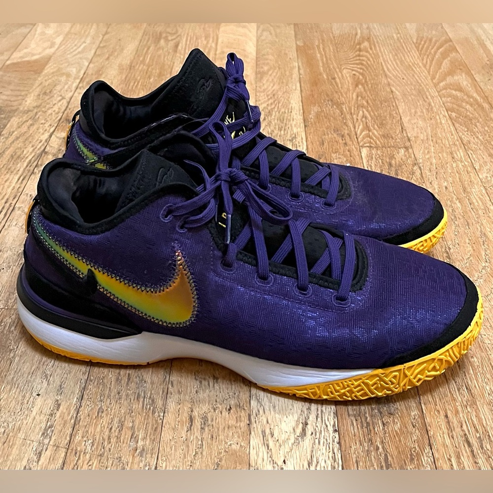 NIKE MEN’S ZOOM LEBRON NXXT GEN BASKETBALL SHOES SIZE 14